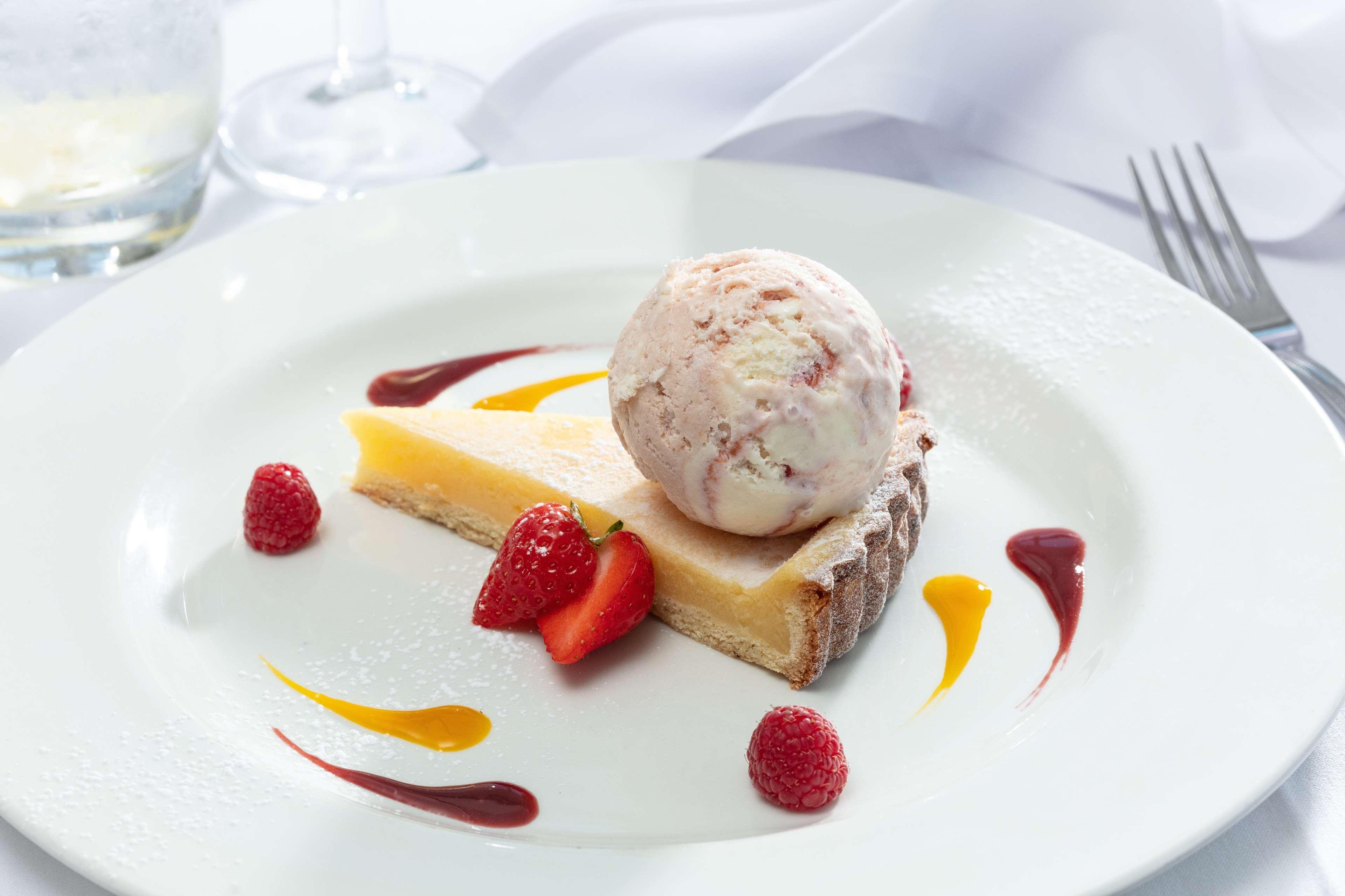 Best Western Claydon Hotel ภายนอก รูปภาพ