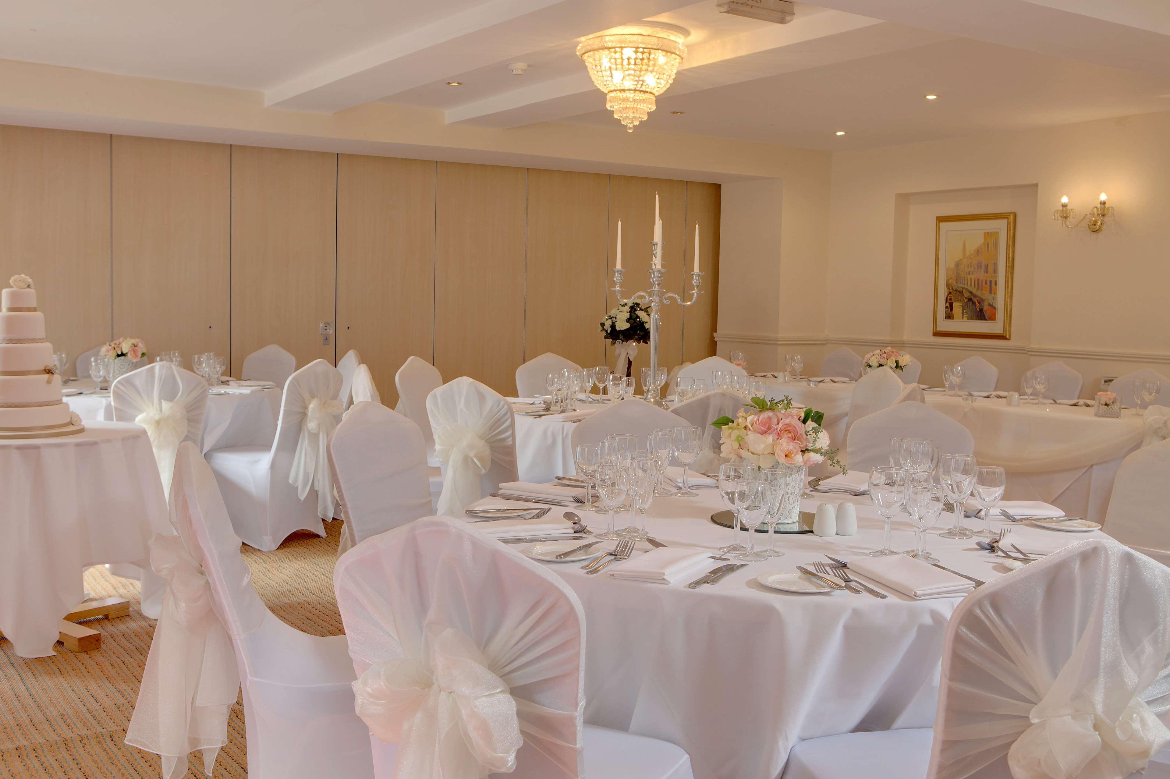 Best Western Claydon Hotel ภายนอก รูปภาพ
